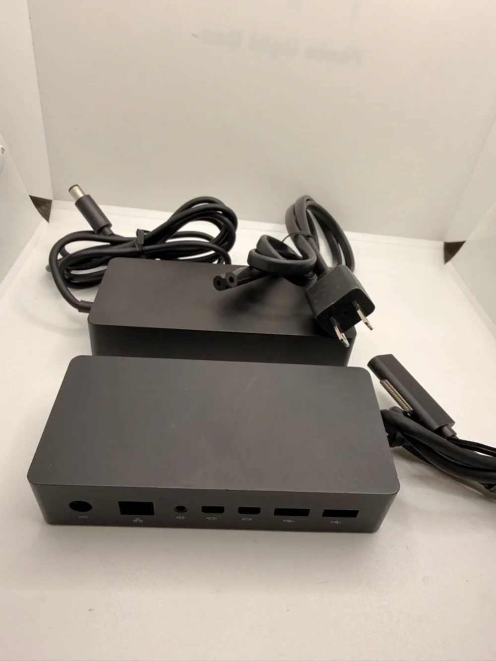 MICROSOFT Surface Dock 1661 Docking Station w/ 1749 AC Power Adapter GEN 1 OEM